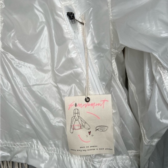 NWT: Free People FP Movement Dew Drop Packable Rain Jacket - Picture 8 of 12